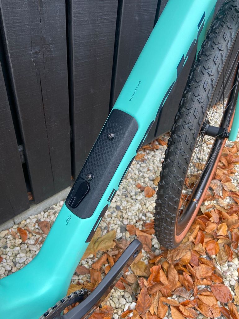 Used Bianchi Bianchi Arcadex Pro Gewoon 820/822 2025 Road & Gravel, Blau — image 4 of 5