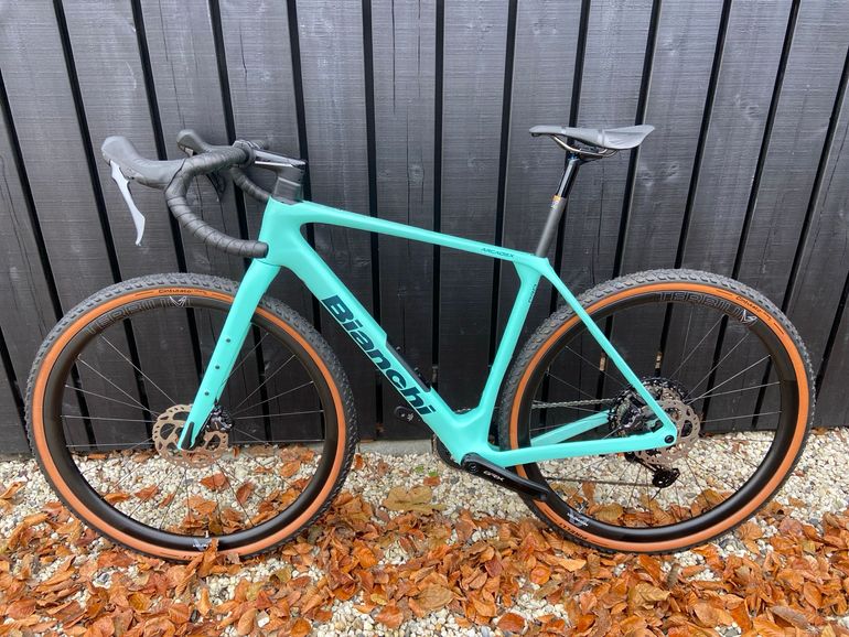 Used Bianchi Bianchi Arcadex Pro Gewoon 820/822 2025 Road & Gravel, Blau — image 2 of 5