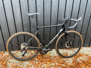 Isaac Element Crystal Chrome Black 2022 Road & Gravel usato