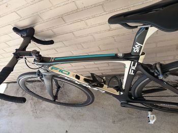 Used Pinarello DOGMA F10 SKY TEAM 2018 Road & Gravel, Black — image 6 of 9