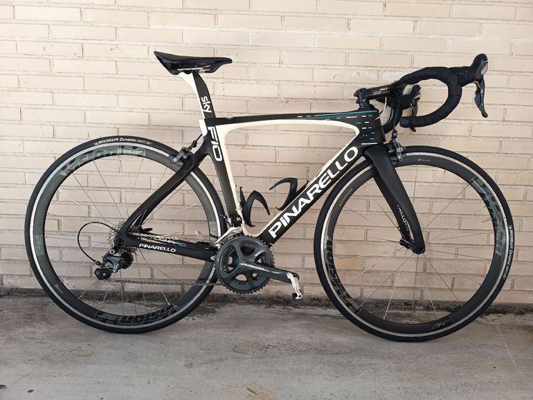 Used Pinarello DOGMA F10 SKY TEAM 2018 Road & Gravel, Black — image 1 of 9