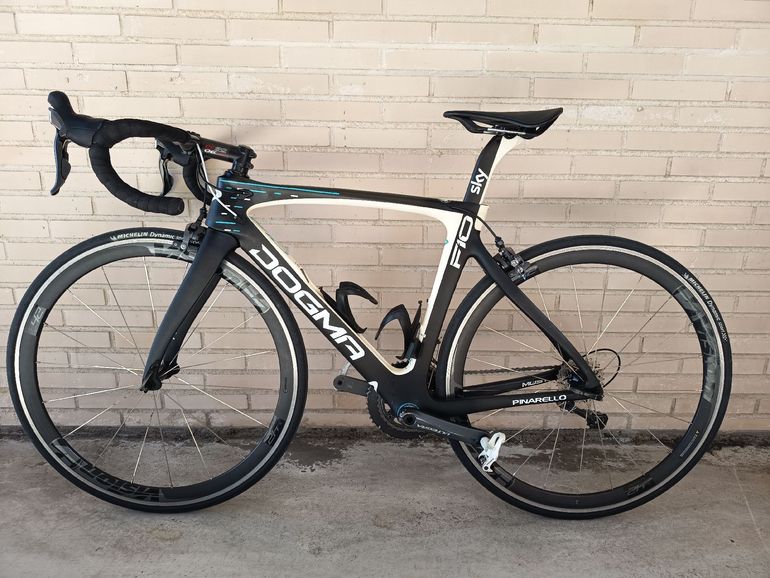 Used Pinarello DOGMA F10 SKY TEAM 2018 Road & Gravel, Black — image 2 of 9