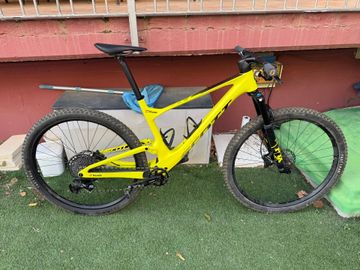 Used Scott Spark RC Comp 2022 2022 Mountainbike, Orange, 29 — image 1 of 7