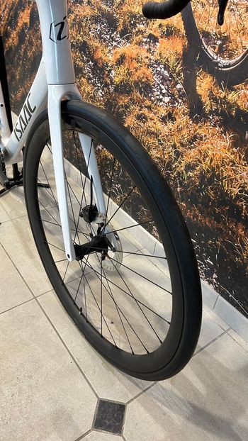 Used Isaac Isaac Boson Minaral White 2025 2025 Road & Gravel — image 3 of 13