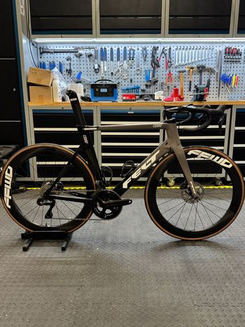 Felt, AR Advanced Ultegra Di2 2024