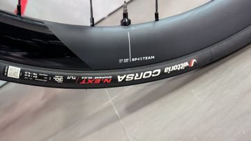 Orbea ORCA M20iTEAM 2026 Road & Gravel usato, Grigio chiaro — immagine 6 di 7