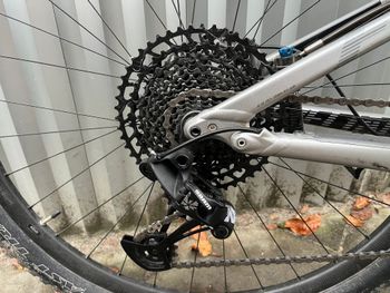 Used Specialized Epic SRAM GX Eagle 2015 Mountainbike, Hellgrau — image 4 of 24