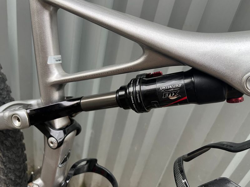 Used Specialized Epic SRAM GX Eagle 2015 Mountainbike, Light Gray — image 10 of 24