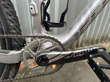 Used Specialized Epic SRAM GX Eagle 2015 Mountainbike, Light Gray — image 3 of 24