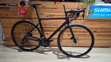Brugt Colnago V3 105 Di-2 2024 2024 Road & Gravel