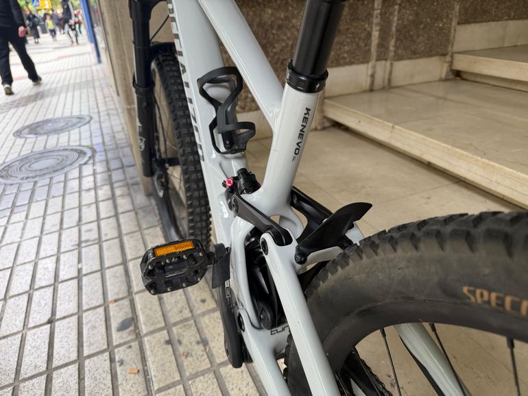 Used Specialized Turbo Kenevo SL 2 Comp 2024 2024 Mountainbike, Weiß — image 7 of 22