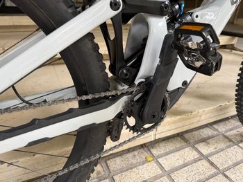 Used Specialized Turbo Kenevo SL 2 Comp 2024 2024 Mountainbike, Weiß — image 21 of 22