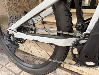 Used Specialized Turbo Kenevo SL 2 Comp 2024 2024 Mountainbike, Weiß — image 9 of 22