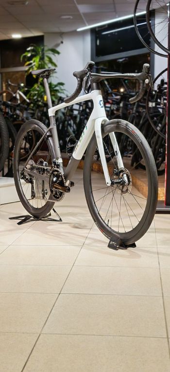 Used Scott SCOTT ADDICT RC PRO 2026 2026 Road & Gravel — image 6 of 6