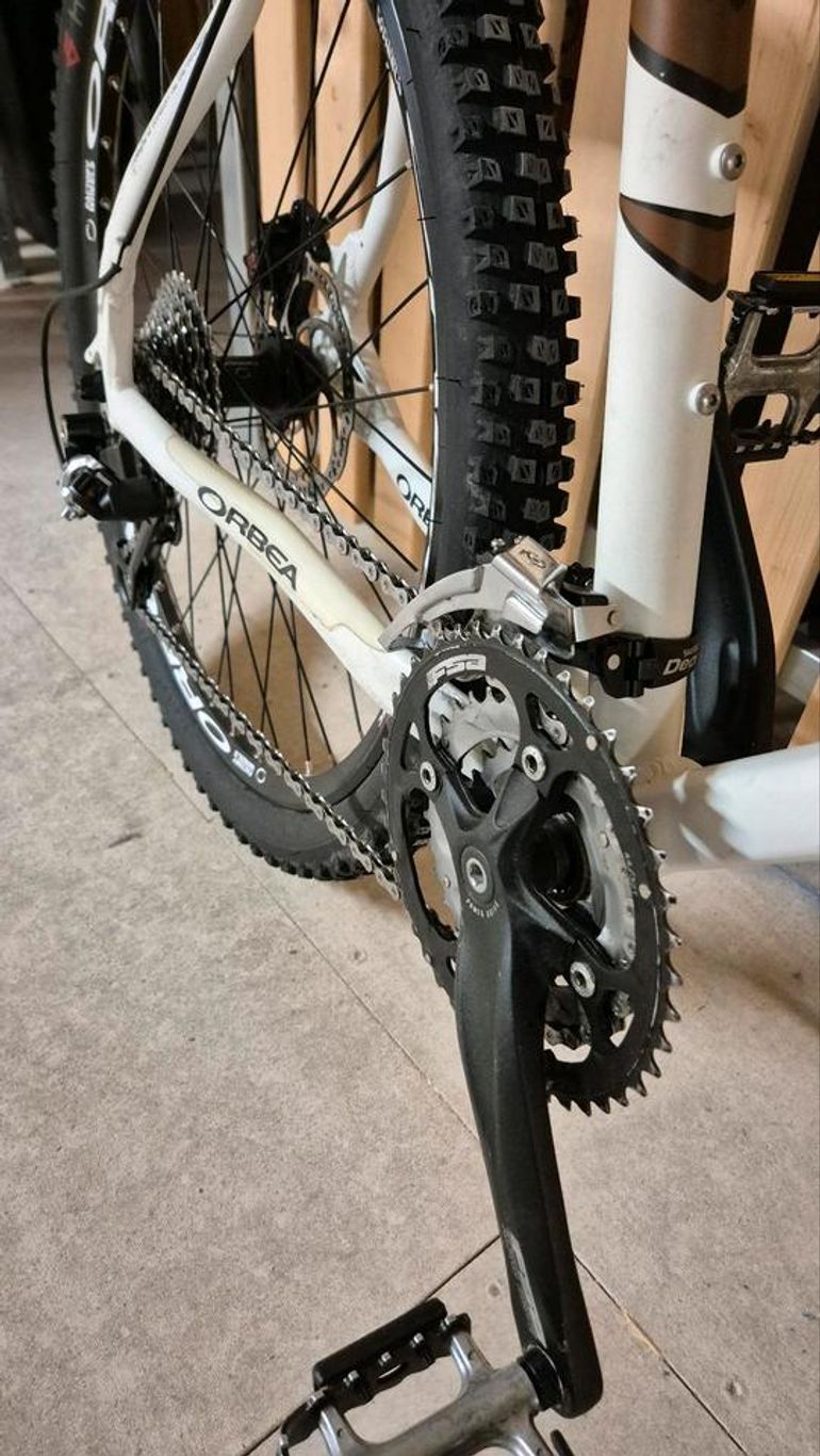 Used Orbea Orbea Mountainbike Rock Shox XT Schaltwerk 2005 Mountainbike, Weiß — image 6 of 10