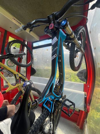 Used Specialized Demo 8 I Carbon 2014 2014 Mountainbike, Azul — image 4 of 4