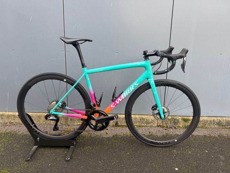 Used Specialized S-Works Aethos 2024 Road & Gravel
