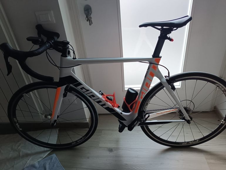 Used Giant Propel 2018 Road & Gravel — image 1 of 5