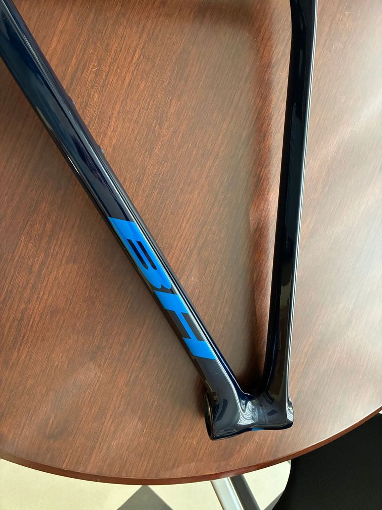 Used BH Ultimate 2024 Mountainbike, Blue — image 1 of 14