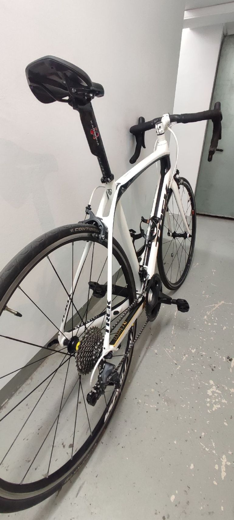 Used Trek Domane 4.7 Compact 2014 2014 Road & Gravel — image 8 of 8