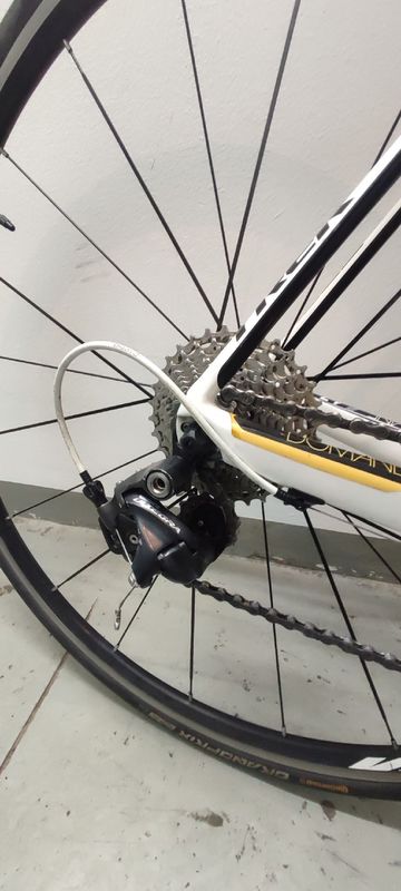 Used Trek Domane 4.7 Compact 2014 2014 Road & Gravel, White — image 3 of 8