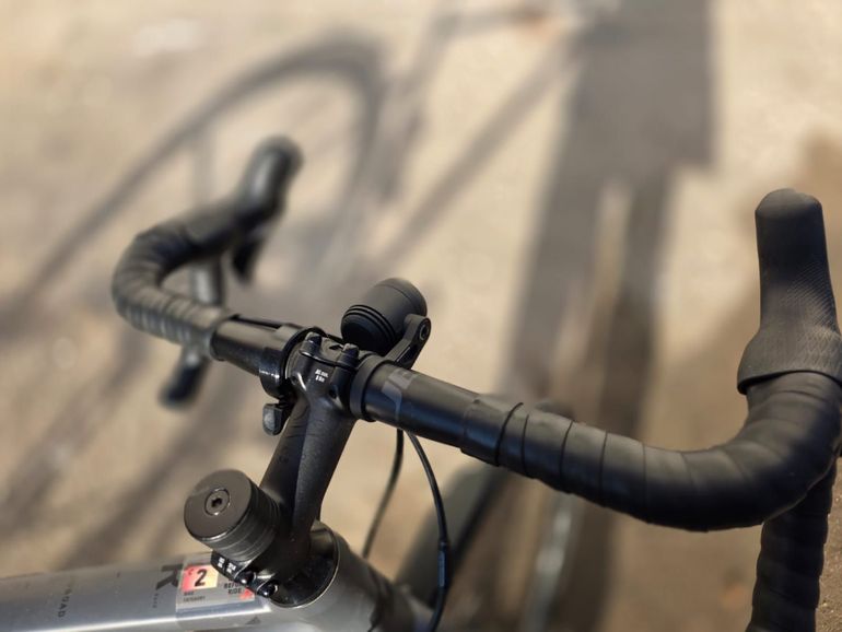 Used CUBE NUROAD RACE FE 2023 2023 Road & Gravel, Light Gray — image 2 of 4