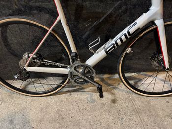 Used BMC Teammachine Shimano Ultegra Di2 2019 Road & Gravel, White — image 7 of 12