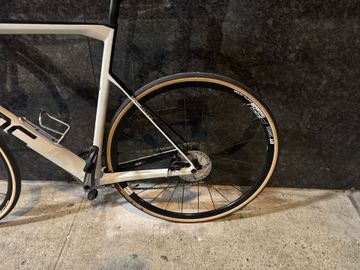 BMC Teammachine Shimano Ultegra Di2 2019 Road & Gravel usato, Bianco — immagine 4 di 12