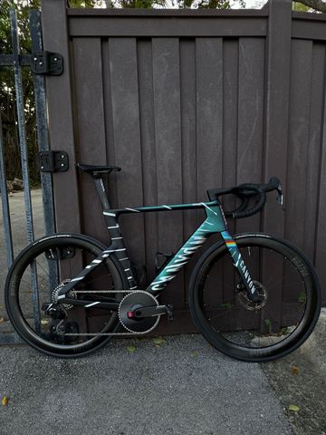 Used Canyon Aeroad CFR MACH874 2025 2025 Road & Gravel, Purple — image 12 of 16