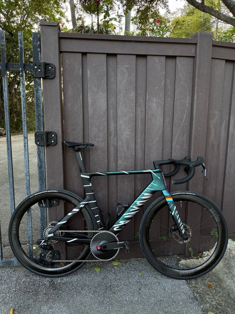 Used Canyon Aeroad CFR MACH874 2025 2025 Road & Gravel