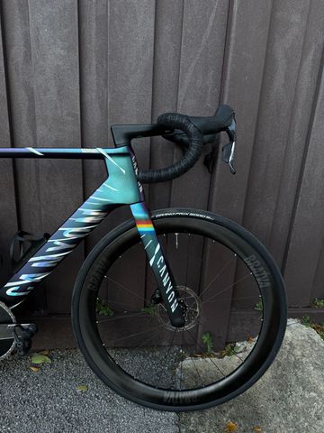 Used Canyon Aeroad CFR MACH874 2025 2025 Road & Gravel, Purple — image 3 of 16