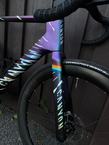 Used Canyon Aeroad CFR MACH874 2025 2025 Road & Gravel, Purple — image 11 of 16