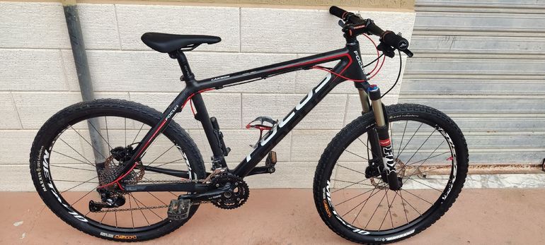 Used Focus Carbon Limited 2011 Mountainbike, Black — image 1 of 3