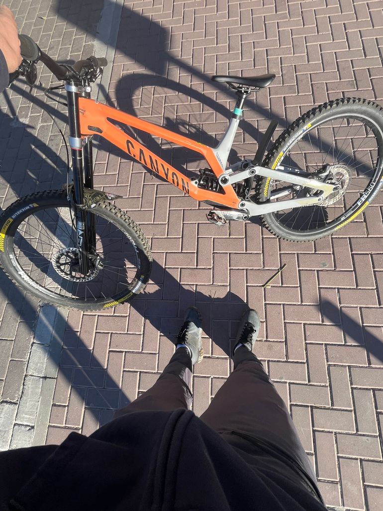Used Canyon Sender CFR 29 Underdog 2023 2023 Mountainbike, Orange, 29 — image 8 of 10