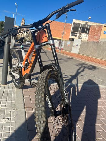 Used Canyon Sender CFR 29 Underdog 2023 2023 Mountainbike, Orange, 29 — image 4 of 10