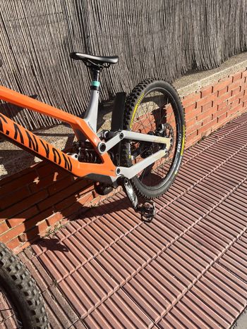 Used Canyon Sender CFR 29 Underdog 2023 2023 Mountainbike, Orange, 29 — image 2 of 10
