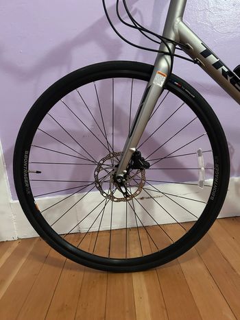 Used Trek Trek FX S 4 2018 2018 Road & Gravel, Light Gray — image 11 of 19