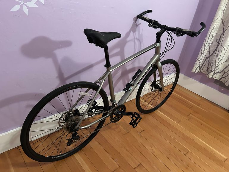 Used Trek Trek FX S 4 2018 2018 Road & Gravel, Light Gray — image 2 of 19