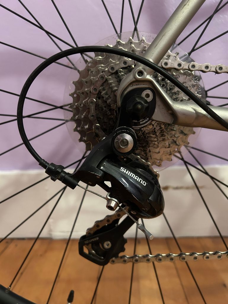 Used Trek Trek FX S 4 2018 2018 Road & Gravel, Light Gray — image 7 of 19