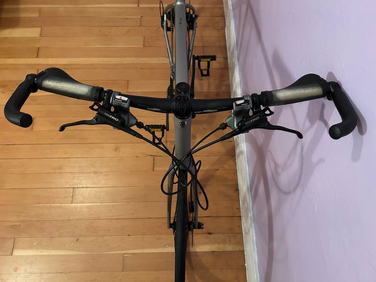 Used Trek Trek FX S 4 2018 2018 Road & Gravel, Light Gray — image 3 of 19