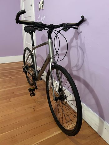 Used Trek Trek FX S 4 2018 2018 Road & Gravel, Light Gray — image 4 of 19
