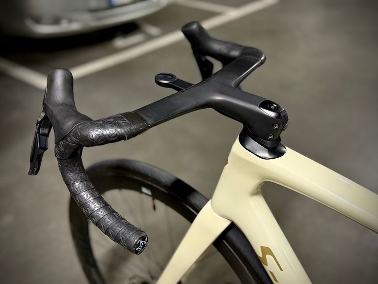 Used Specialized S-works Tarmac SL7 - Ultegra Di2 2022 2022 Road & Gravel — image 8 of 17