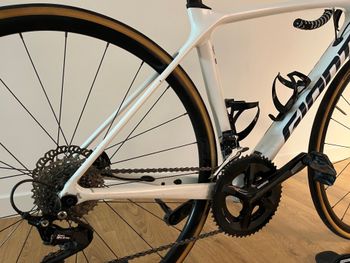 Used Giant Giant Tcr Advanced Pro 1 Disc 2021 Road & Gravel, White — image 7 of 8