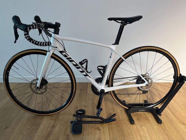 Used Giant Giant Tcr Advanced Pro 1 Disc 2021 Road & Gravel, White — image 2 of 8
