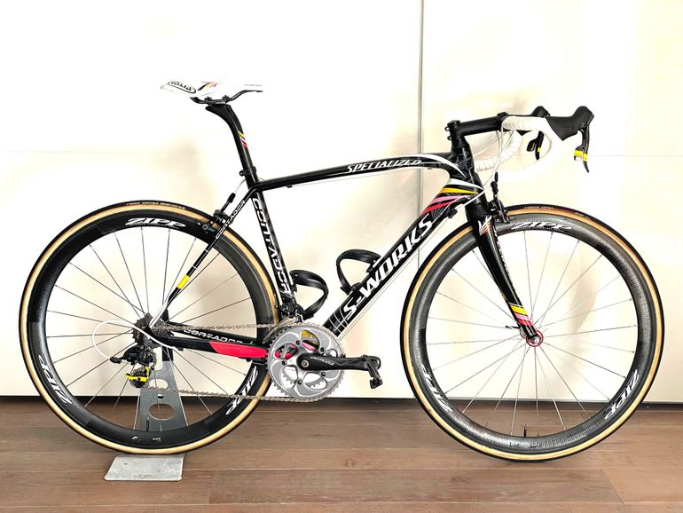 Used Specialized Alberto Contador Team Astana SL4 2010 Road & Gravel, Schwarz — image 2 of 8