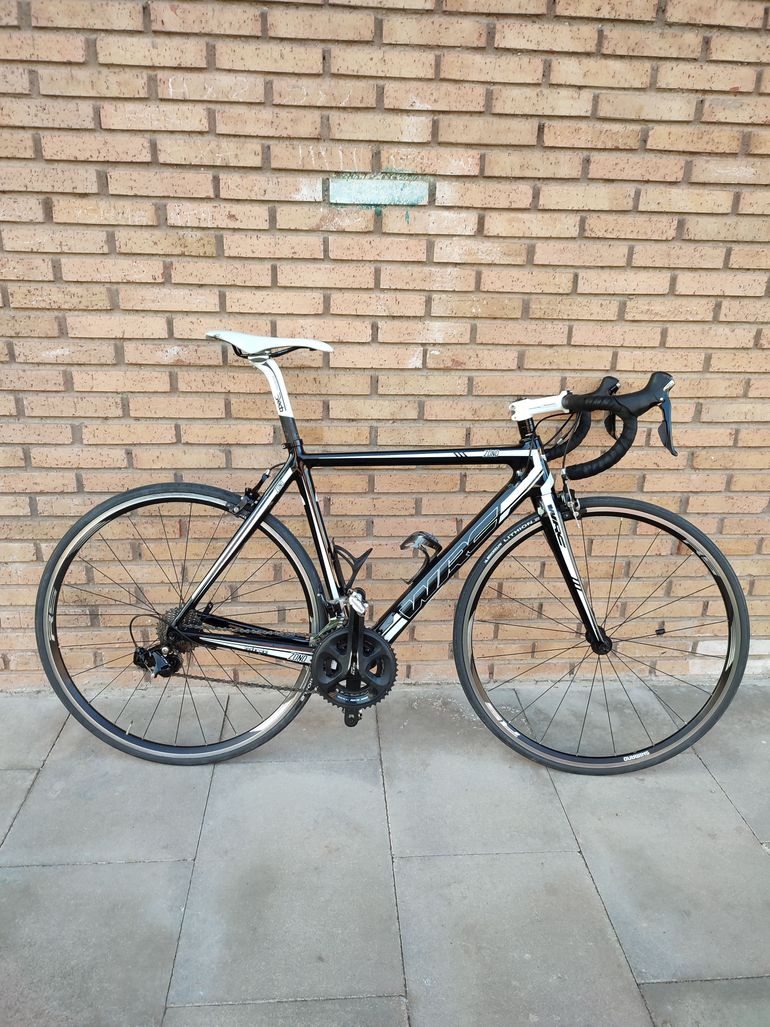 Used WRC Wrc Thunder Carbon 2015 Road & Gravel — image 1 of 7