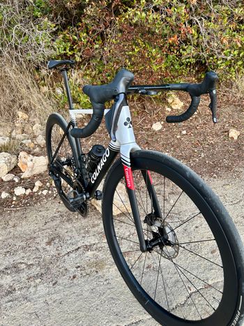 Used Colnago Uae 2025 Road & Gravel — image 3 of 12