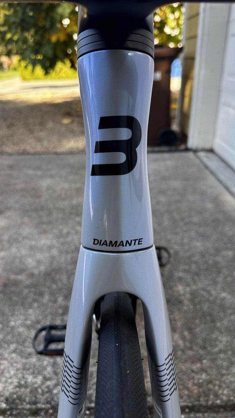 Used Basso Diamante Shimano Ultegra 8170 Di2 Disc 2023 2023 Road & Gravel, White — image 20 of 25