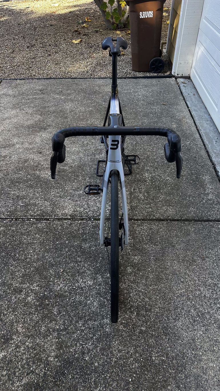 Used Basso Diamante Shimano Ultegra 8170 Di2 Disc 2023 2023 Road & Gravel, White — image 19 of 25