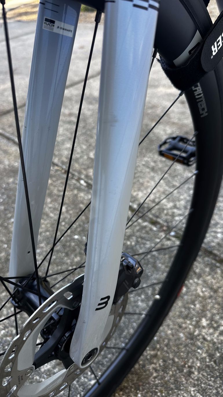 Used Basso Diamante Shimano Ultegra 8170 Di2 Disc 2023 2023 Road & Gravel, White — image 22 of 25